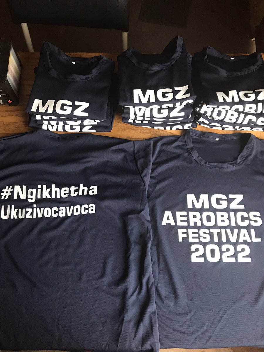 KYRPrinting's tweet photo. Facebook: katlego ya Rona printing 
Instagram: katlego_yarona_printing
Twitter: KYRPrinting 
Cellphone 📱: 061-2323-601
Website: https://t.co/eR8DNNLOko
Email 📧: info@katlegoyaronaprinting.co.za https://t.co/Q5BqsdkSLi