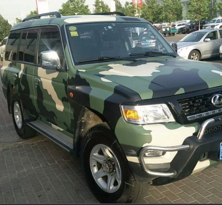 olu_goddey's tweet photo. Do you know in Nigeria, It is unlawful for any person to drive or be in charge of any motor vehicle painted in army green colour that does not belong to the Nigerian Army. Police has powers to seize such vehicle.
#learningdlaw⚖️ #knowyouright⚖️ https://t.co/bsJMuLLO1X