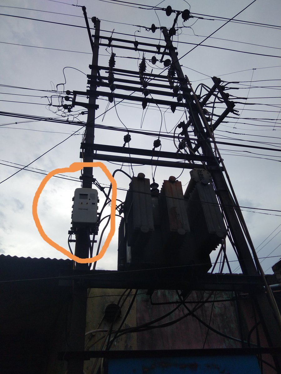 drouth97's tweet image. What is it in this pic.. Is it for metering?
#EngineeringInPlainSight