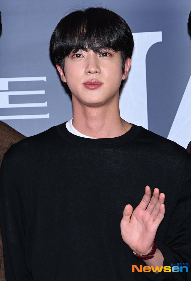 BTS Poland tweet media