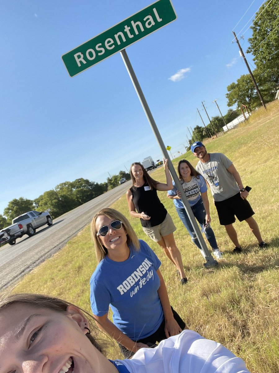 ebaumanRISD's tweet photo. @RRLearners #robinsonISD https://t.co/74aZxSRRCM
