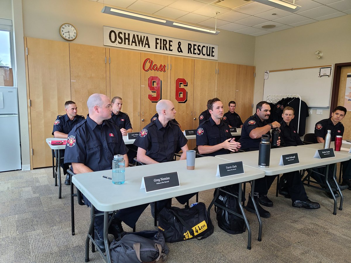 OshawaFire tweet picture