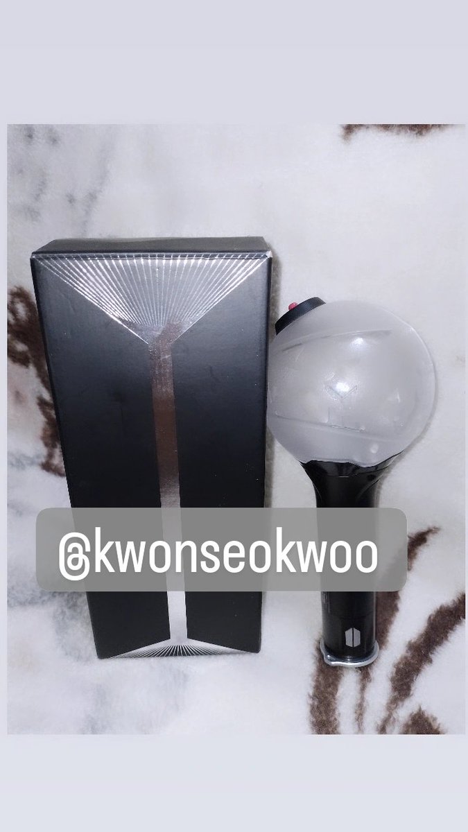 kwonseokwoo's tweet photo. wts | lfb ph [ #jamisells ]

UNSEALED official ARMY BOMB ver. 3 

✅ mint condi
✅ 1,400 + sf 
✅ 1,250 if PAYO 
✅ mop : gcash
✅ mod : j&amp;t
✅ can do 50% dp, 1 week dop
rfs : need funds for BeTS con tix because I was scammed by 🐙

🏷 wts lfb ARMY BOMB VER 3 OFFICIAL BTS amibam https://t.co/6s01yfIXas