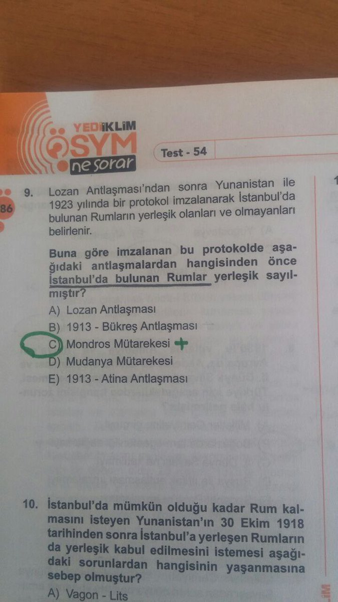 platformplustr's tweet photo. ÖSYM, hızlıca #Yediiklim deneme sınavı skandalını araştırmış ve gündem olan soruların fotoşop olduğuna karar verip skandalın üstünü örtmüş. Buyrun sınava girenler, siz karar verin #ösym #kpssdeikincifetoskandalı https://t.co/AAPnkWJ5kE