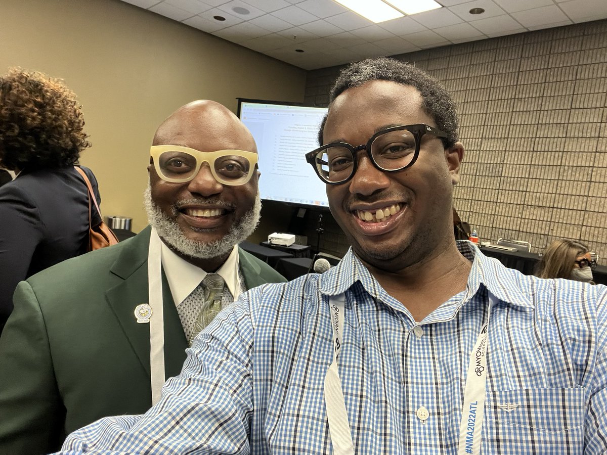 #MOTTIRL with @docmosho !!! Yaasss #NMA2022ATL #NMA2022 #NMA  . It sounds like we are going to teach him some pathology via #pathtwitter @NationalMedAssn