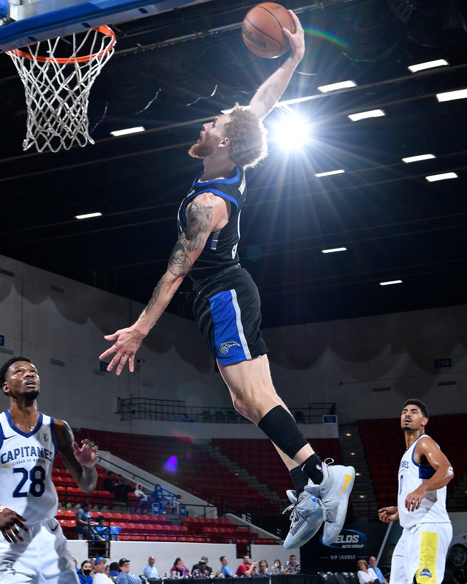 NBA G League (@nbagleague) on Twitter photo G League Dunk Photo of the Year, Style Points Regional Quarterfinal
Kai Jones (<a href="/greensboroswarm/">Greensboro Swarm</a>) vs. Hassani Gravett (@LakelandMagic) G League Dunk Photo of the Year, Style Points Regional Quarterfinal
Kai Jones (<a href="/greensboroswarm/">Greensboro Swarm</a>) vs. Hassani Gravett (@LakelandMagic)