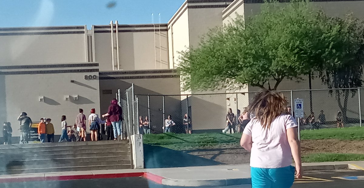 That is not my youngest walking into freshman camp this a.m. 😭 14 years went by so fast... Wishing Nicklas and all of his classmates an amazing year! ❤