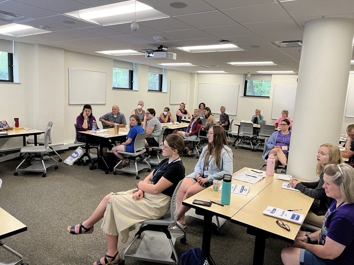 MEA_Fire's tweet photo. Yayyy for day 2 cultural competency training and yayyyy for Nate, Kara, and Mary T for presenting! REAs repping big time. #edmn #sumsem #fire #rea https://t.co/jcy0Ej5zsA