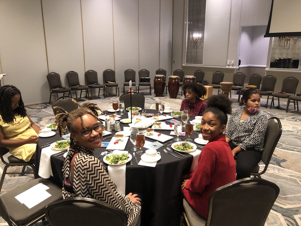 Jamie Arnett tweet media