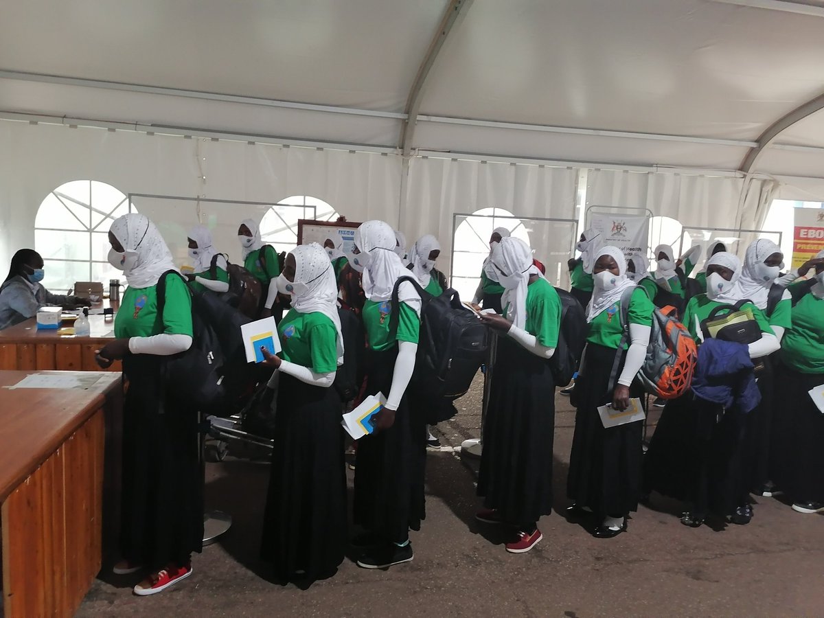 KiberuJimmy's tweet photo. Nothing breaks the heart seeing these youth at #EntebbeAirport daily bein "exported" in droves as modern day slaves to foreign countries aware of dangers that lurk. A chat with them indicates majority haven't  been out of their home districts nor on a plane. Better to die trying! https://t.co/C8AGJZNQvQ