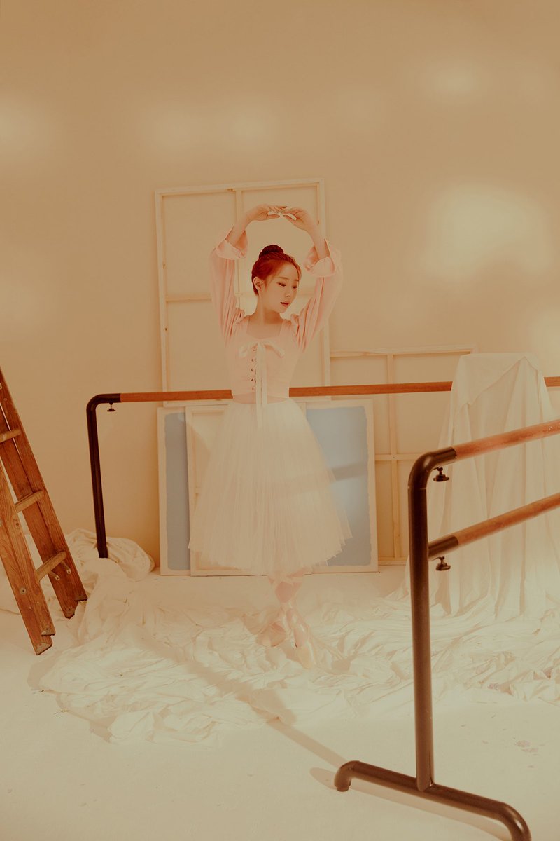 WJSNGFRD's tweet photo. HAPPY BIRTHDAY TO WJSN'S MAIN VOCALIST, YOO YEONJUNG 🥳🥳🎂💖

#WJSN #YEONJUNG 
#우주소녀 #연정
#HappyYEONJUNGDay
#0803_뜨거운_태양아래_빛나는_연정이의_오늘 https://t.co/K02ZOobvzp