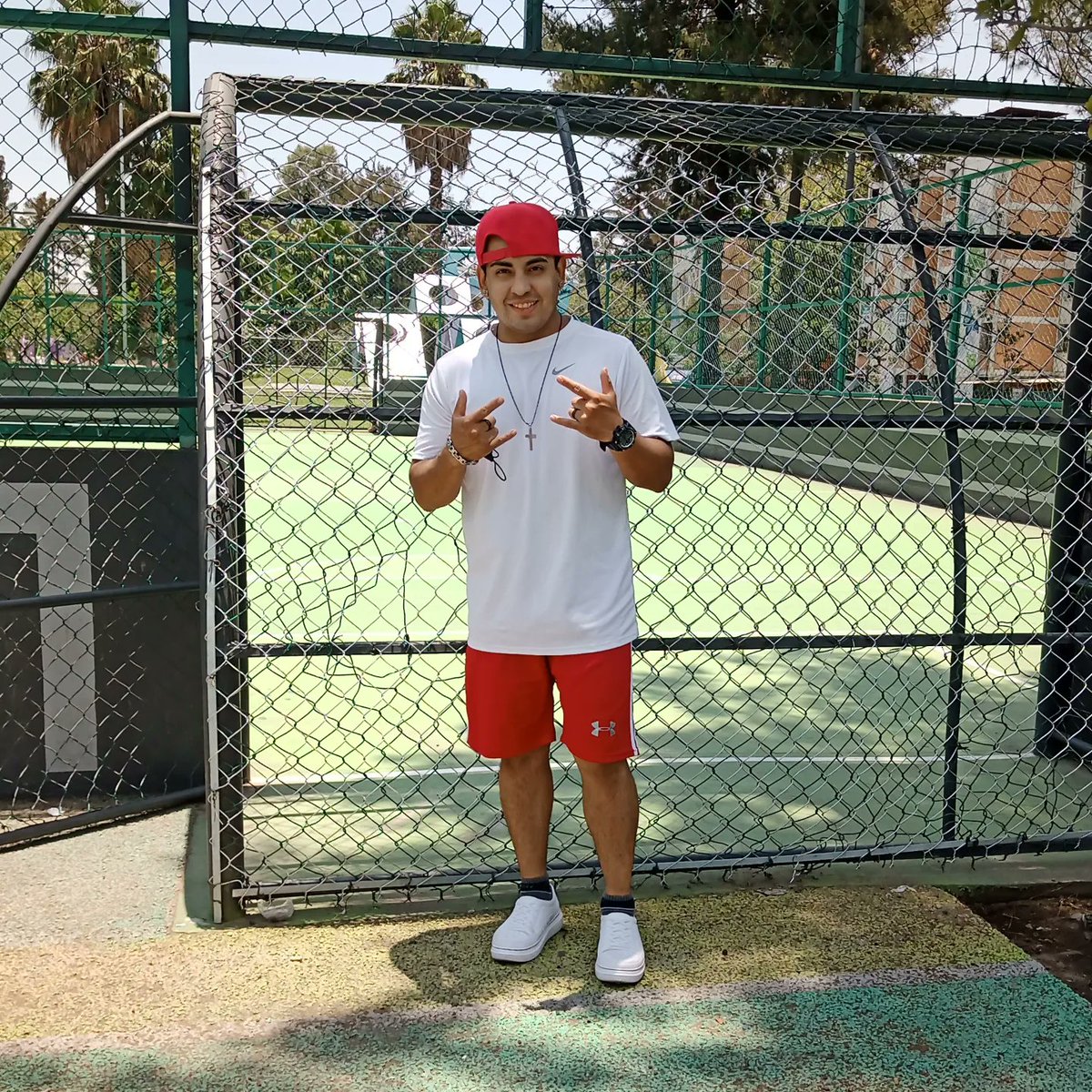 Austin_eldiaman's tweet photo. 🤴🏻Deja de tener miedo a lo que puede salir mal, y emociónate por lo que puede salir bien por qué nunca es demasiado tarde para hacer lo que amas  #lovemusic.  #nuevasmetas
#caminata #depaseo #musica #reggaeton #inspiration #mundial https://t.co/MxquEYIIK2
