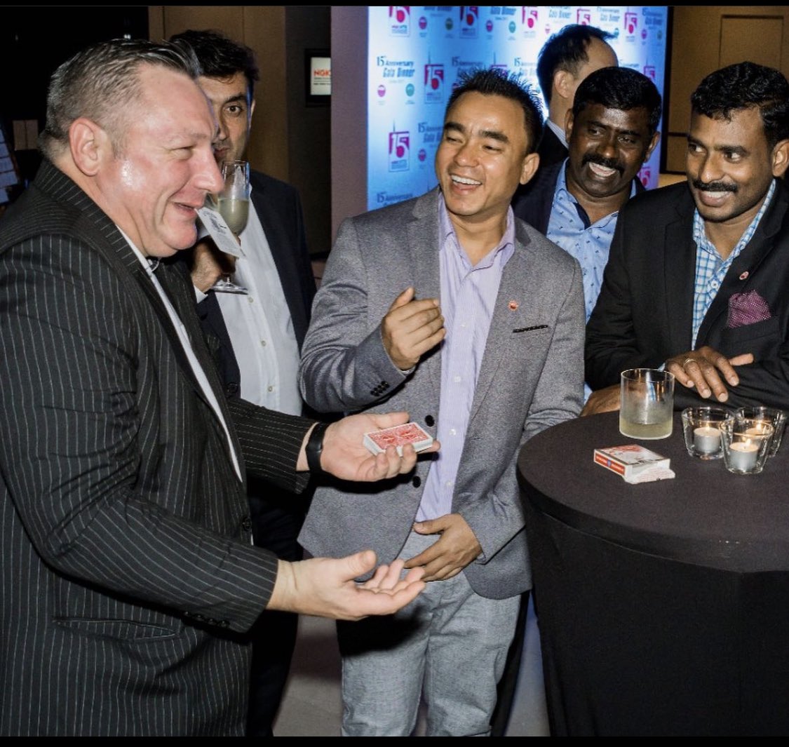 Adrian__Hurley's tweet photo. Love the reactions I get from performing magic in Restaurants, corporate events &amp; Brunches here in Dubai.
#closeupmagic #brunch #corporateevents #dubaimagician #restaurant #dubai https://t.co/bOyQe7gbaA