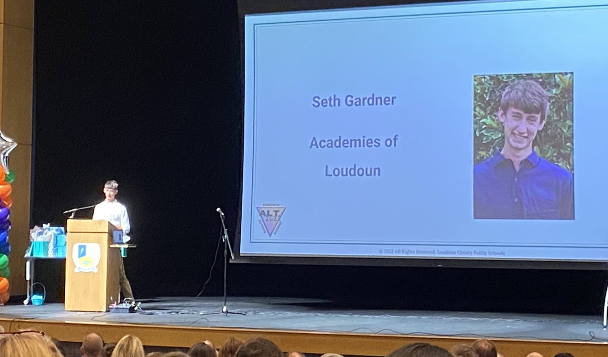 Dr_Mihalik's tweet image. A powerful ALT kickoff celebrating new staff, exploring the new #OneLCPS strategic plan &amp;amp; listening to   #LCPS23 students share their school experiences 👏 #LeadLoudoun