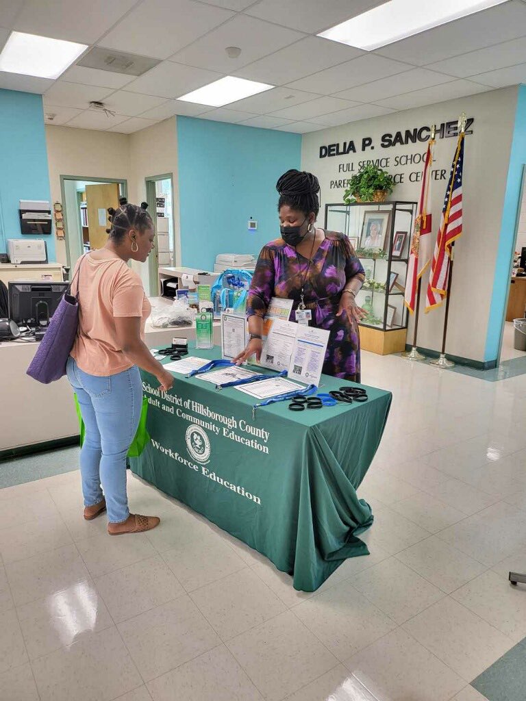 Thank you to all the community agencies that joined us at the Lee Davis Center to help prepare our amazing Social Workers for this school year! ☀️