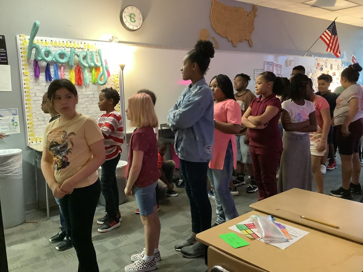 skellerCIMS's tweet photo. The investment into her space and students shows that Ms. Watterson chooses excellence!  #collectivecommitment #DiscoverCIMS @msdwarren #WarrenWill https://t.co/1rVzrf6ipB