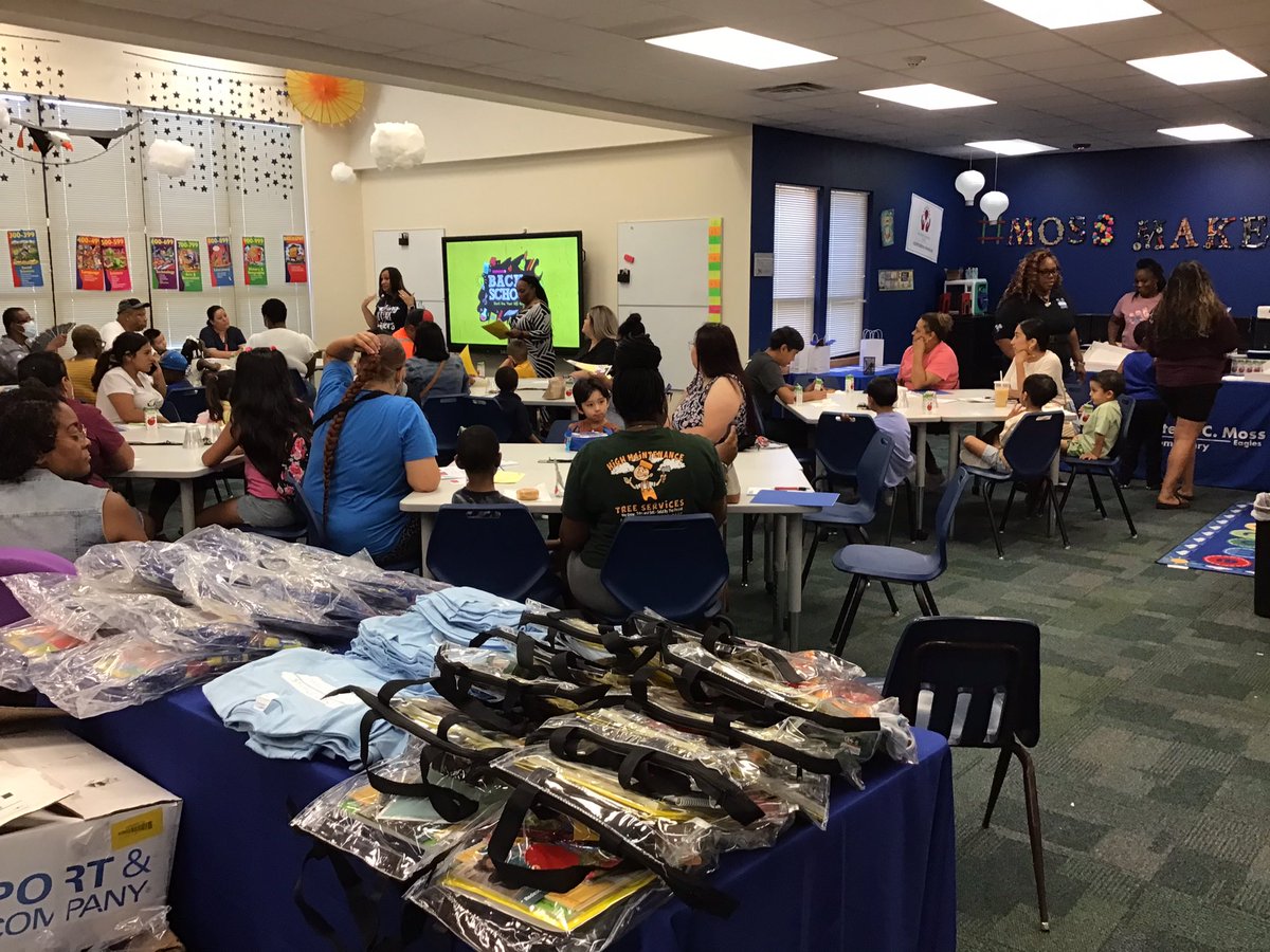 bechetta's tweet photo. Pre-K and Kinder Jumpstart is well attended and received by our Christene Moss students, parents and stakeholders.@CCMossFW, @fwisd https://t.co/c3xTWrtor7