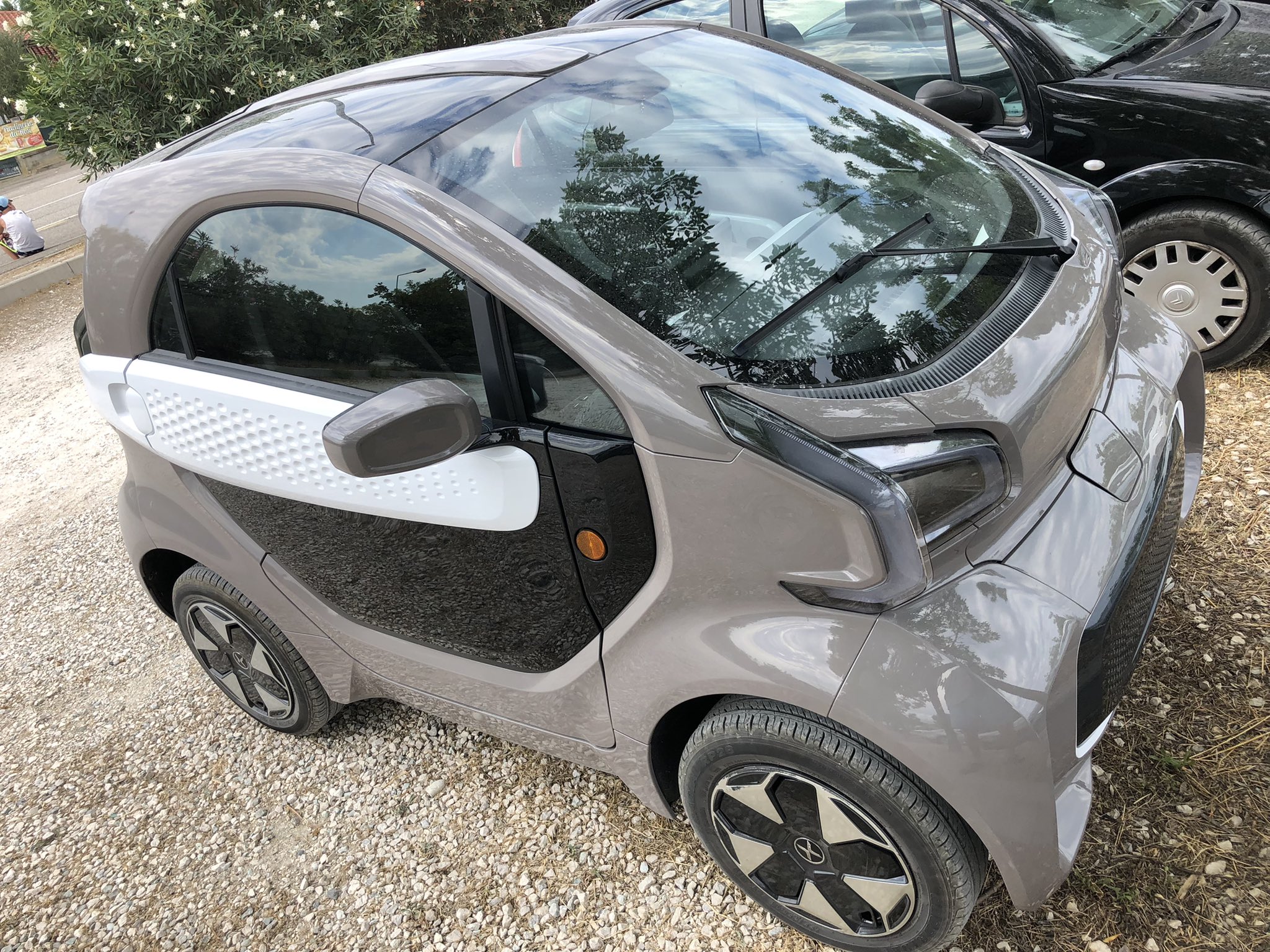 Prof David Bailey on Twitter "XEV Yoyo spotted… weird but funky with