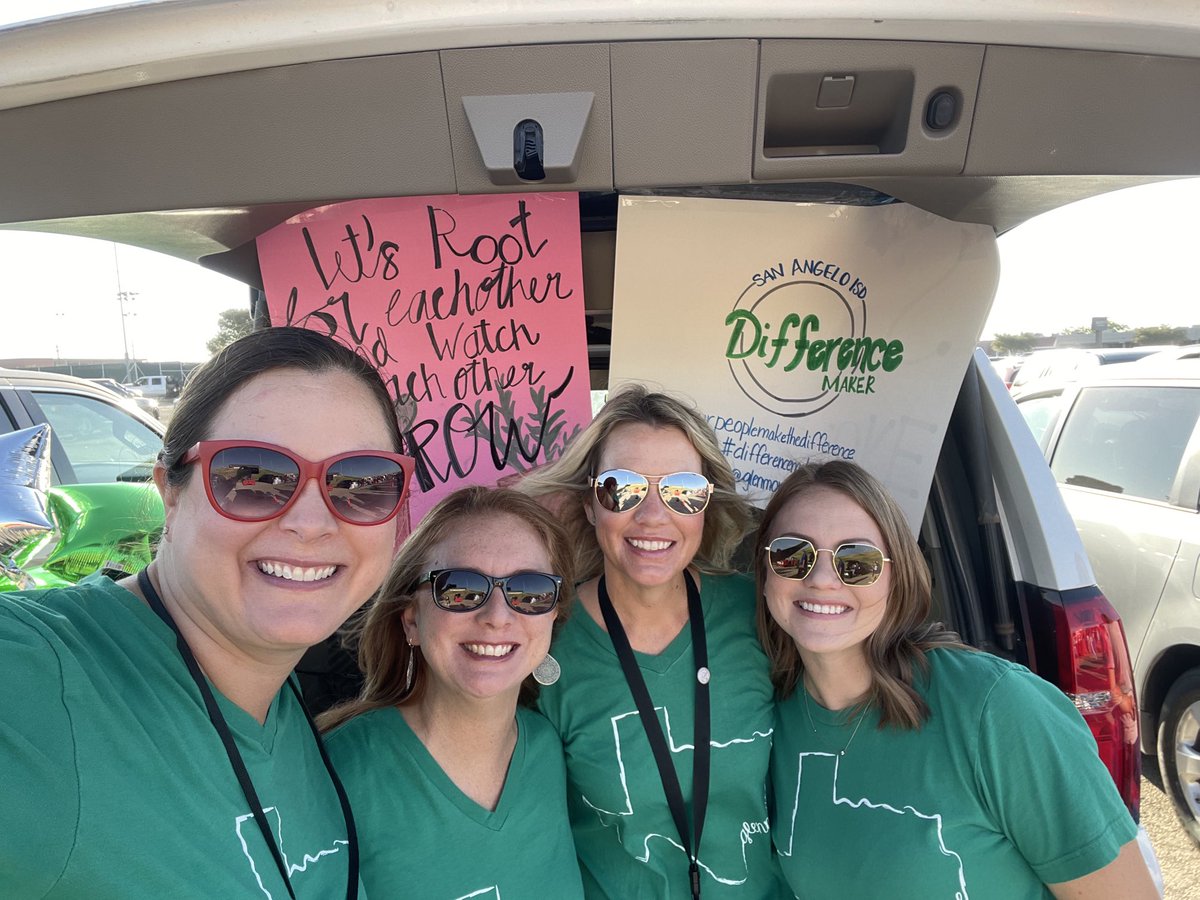 glenmorejets's tweet photo. SAISD Team Tailgate!  Welcome to our family! 💚 #differencemaker #ourpeoplemakethedifference ⁦@SanAngeloISD⁩ ⁦@tcgteacher⁩ ⁦@hilaryhvaldez⁩ ⁦@BVCasillas⁩ https://t.co/fpcI4yrwKv