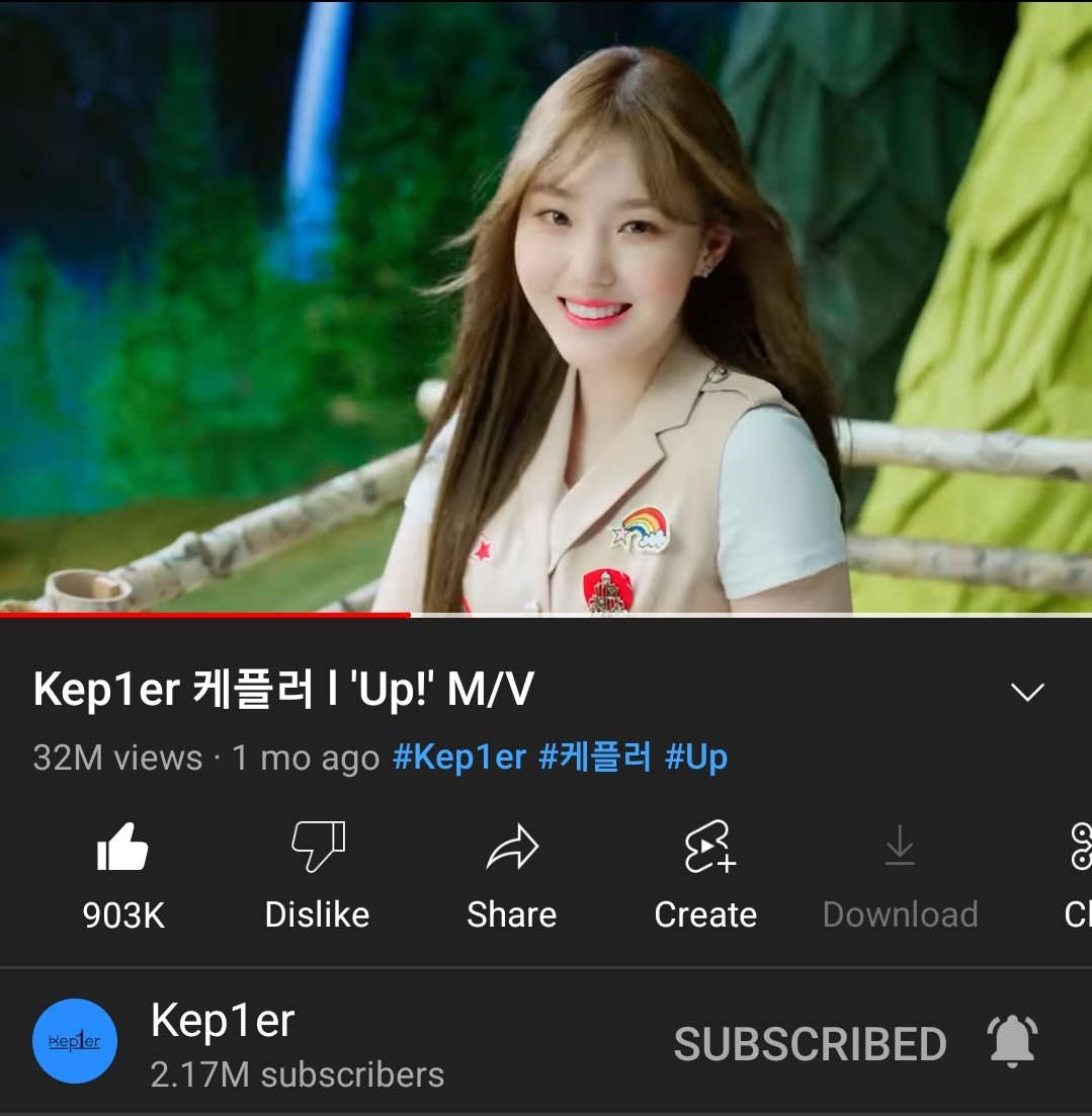 kkangjiwons's tweet photo. is it really a kep1er music video without an intensely zoomed in chaehyun shot showing off her insane visuals https://t.co/7inTbaBJuK