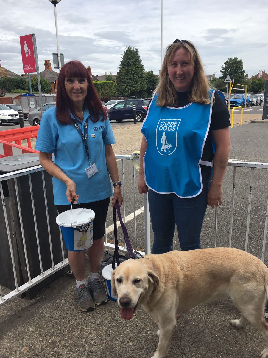 DasherRetiredGD's tweet photo. I really enjoyed Saturday fundraising with my new friend Klaus and volunteers at Tesco Egham. @g_dogs_spelth @guidedogs #GuideDogs #LifeChanger #Dasher https://t.co/ELd2UUnGZ6