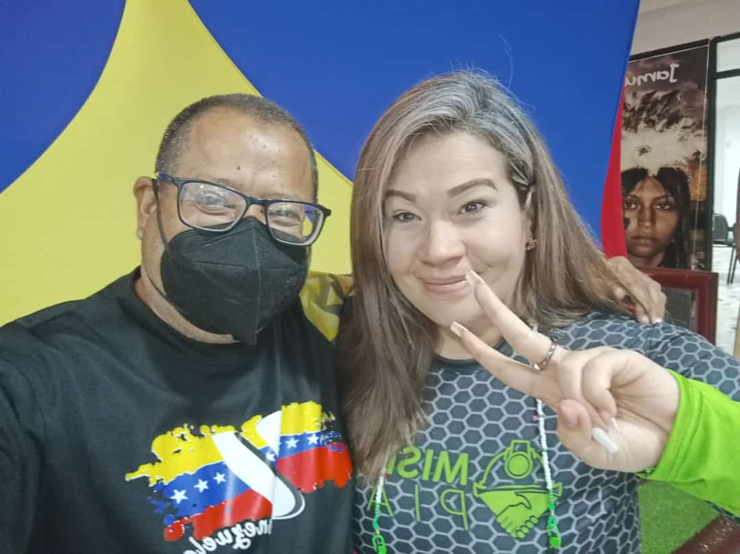 Luis laya tweet media