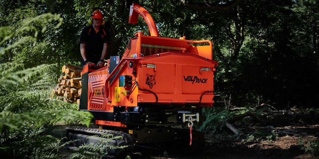 MyTimberwolf's tweet photo. Our TW 280VGTR is a powerhouse 8" capacity wood chipper with the strength to complete even the toughest of jobs in the most remote locations. 

https://t.co/SUeK02BIGr https://t.co/ZglsS8Miqq