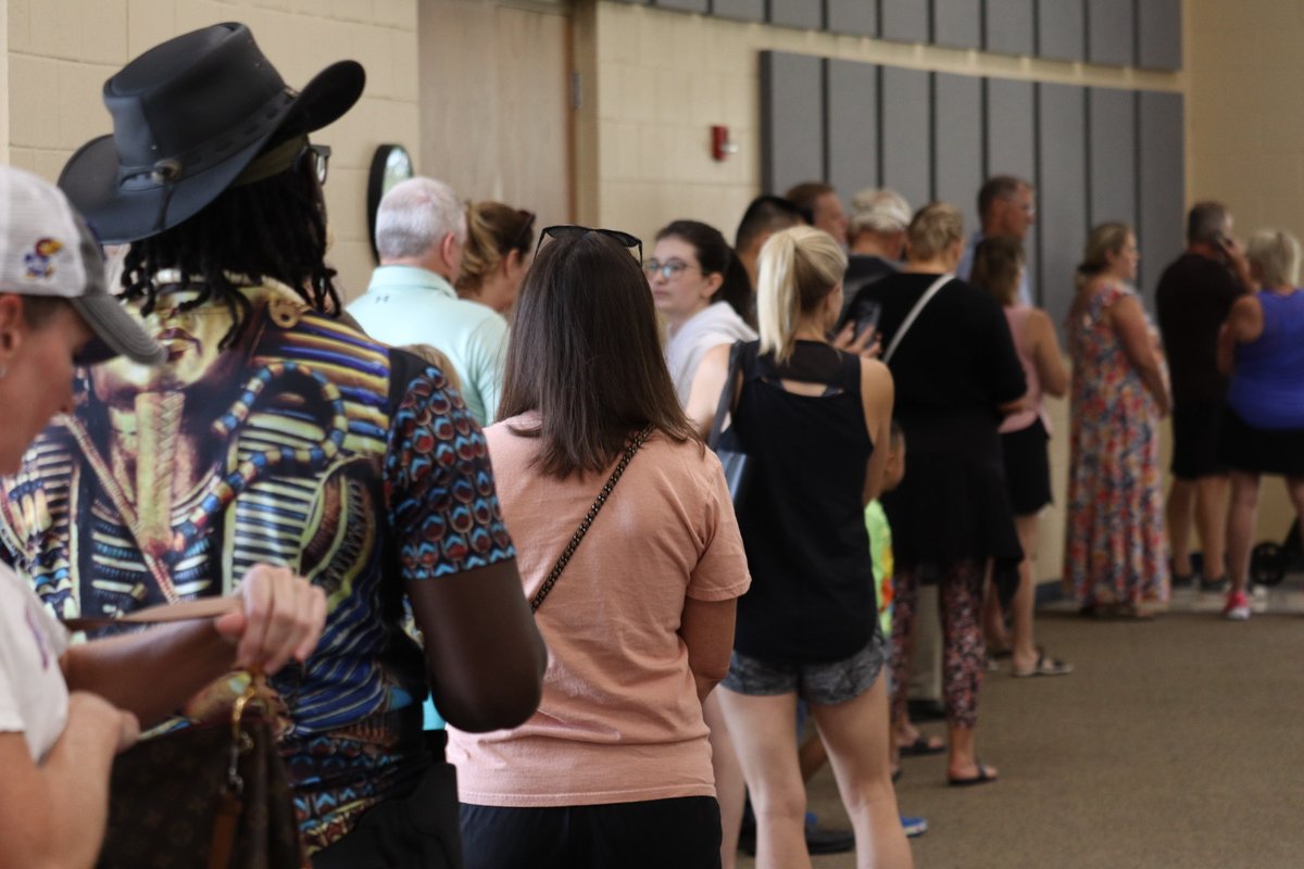 RealTraceAlan's tweet photo. Catholic Church of the Magdalen is also seeing a high turnout of voters today. Wait times are up to 20 minutes here. @wichitabeacon #ksvotes #KSvote https://t.co/04XVv3ETut