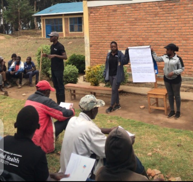 UGHE_SOHIC's tweet photo. It was also a great opportunity for the club to carry out its first community outreach activity: To raise awareness on Rift valley fever, a disease that affects cattle and possibly humans. https://t.co/VxwLNoXNl9