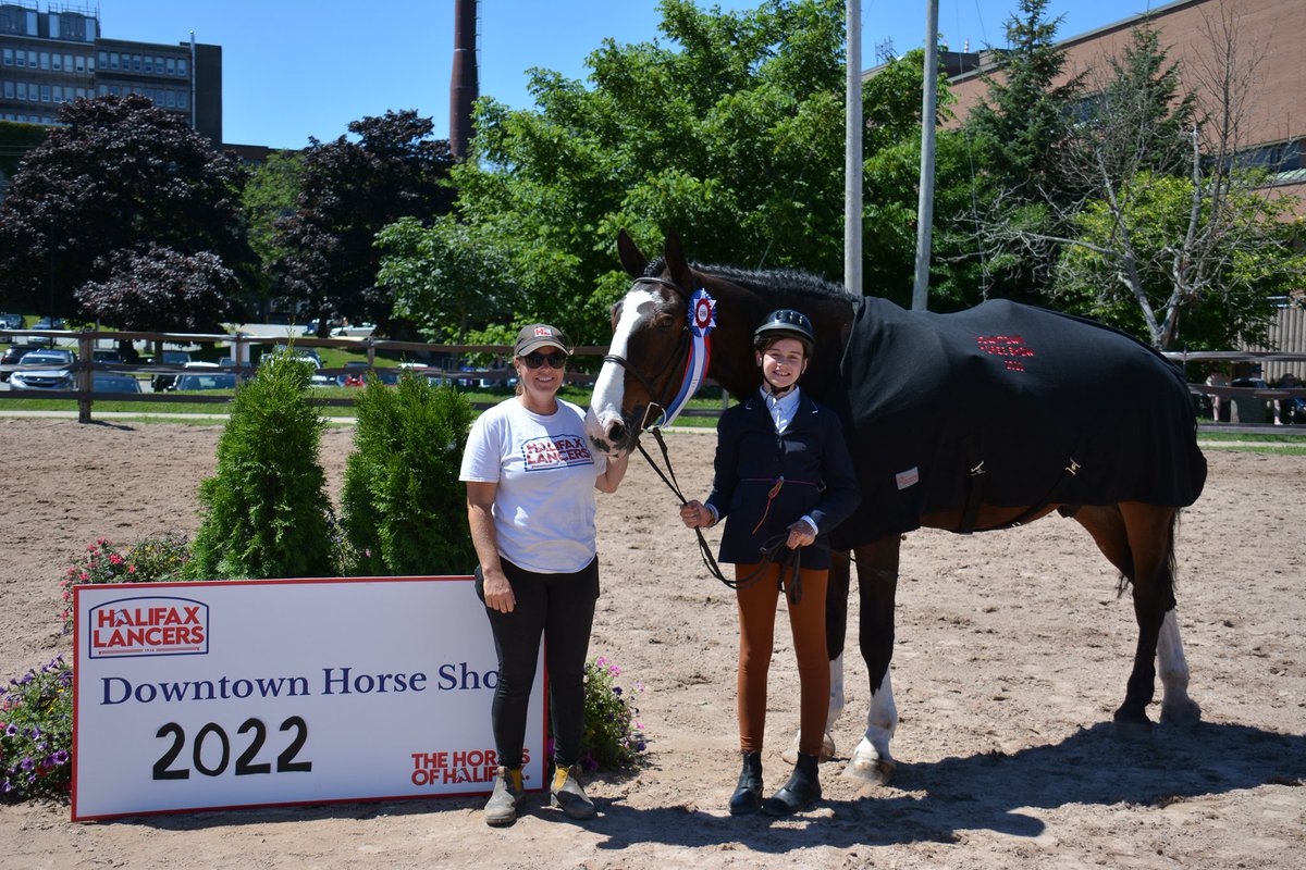 Our 31st Annual Downtown Horse Show was a phenomenal day. Thank you to all competitors, coaches, volunteers, sponsors, spectators, and of course, horses! ❤️🐴Congratulations to our division Champions!

✨Lucy MacMurtry and Blue Monday - Champion of the FREE PEOPLE - Cross Rail
