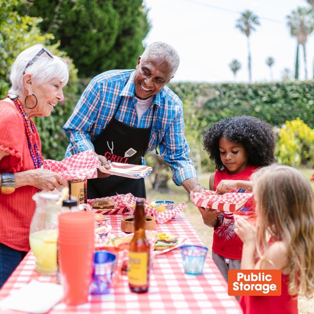 Public Storage (CDN) tweet media