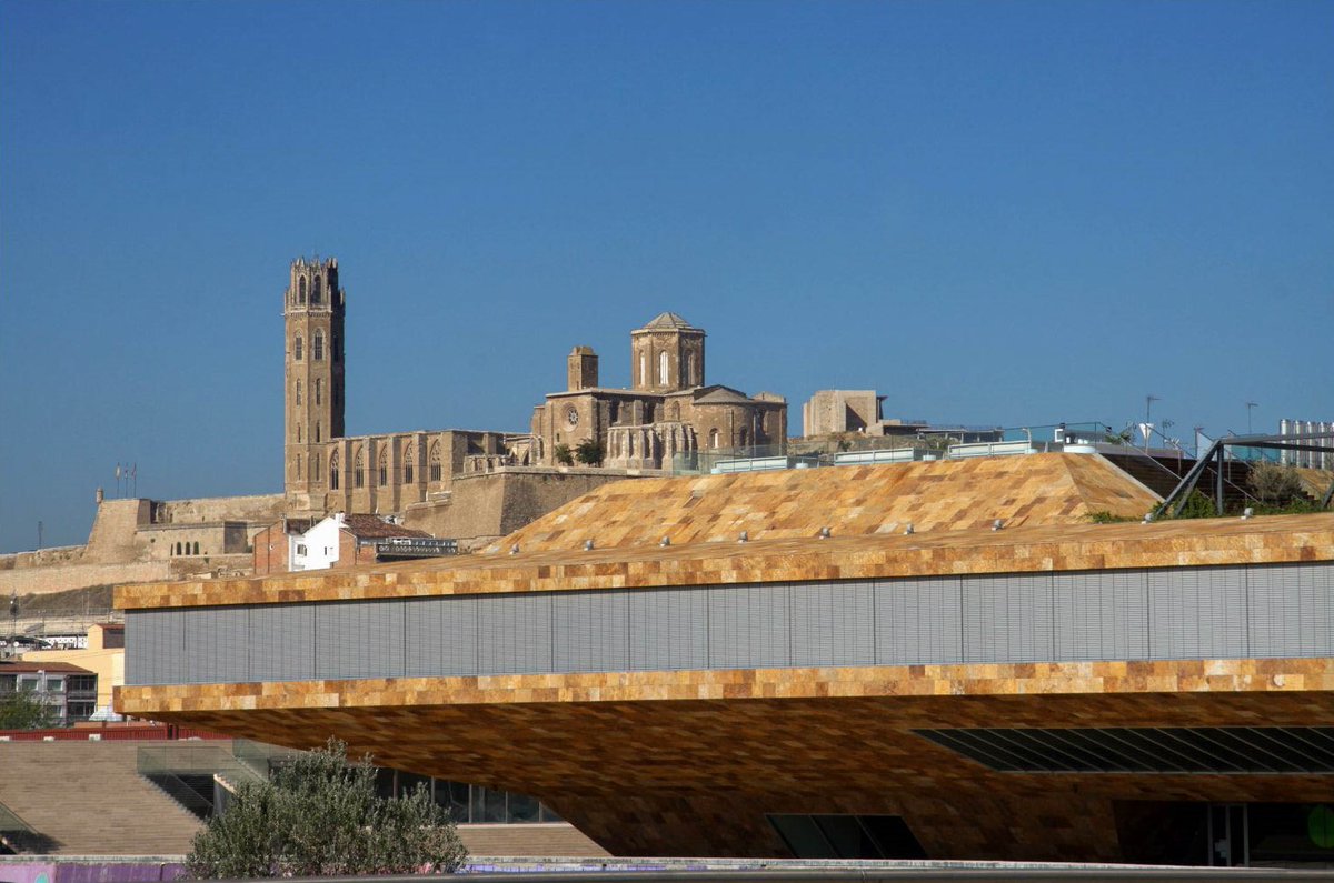 El 1r Congrés BIT #Lleida 2022 dels dies 29 i 30 de setembre se celebrarà a📍<a href="/lallotjalleida/">La Llotja de Lleida</a>, un dels edificis més emblemàtics de la ciutat, símbol de modernització i emprenedoria 💯.

#Bioeconomia #Economia #Innovació #Tecnologia #CongresBIT #CongresBITLLeida