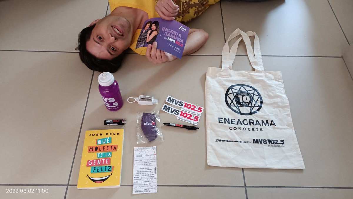 JoshuaA75833164's tweet photo. @MVS102_5 Gracias @ingridtamaramvs por mi regalo https://t.co/hOV9OSlCeg