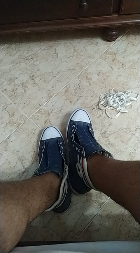 He descubierto una técnica para que me entren las converse