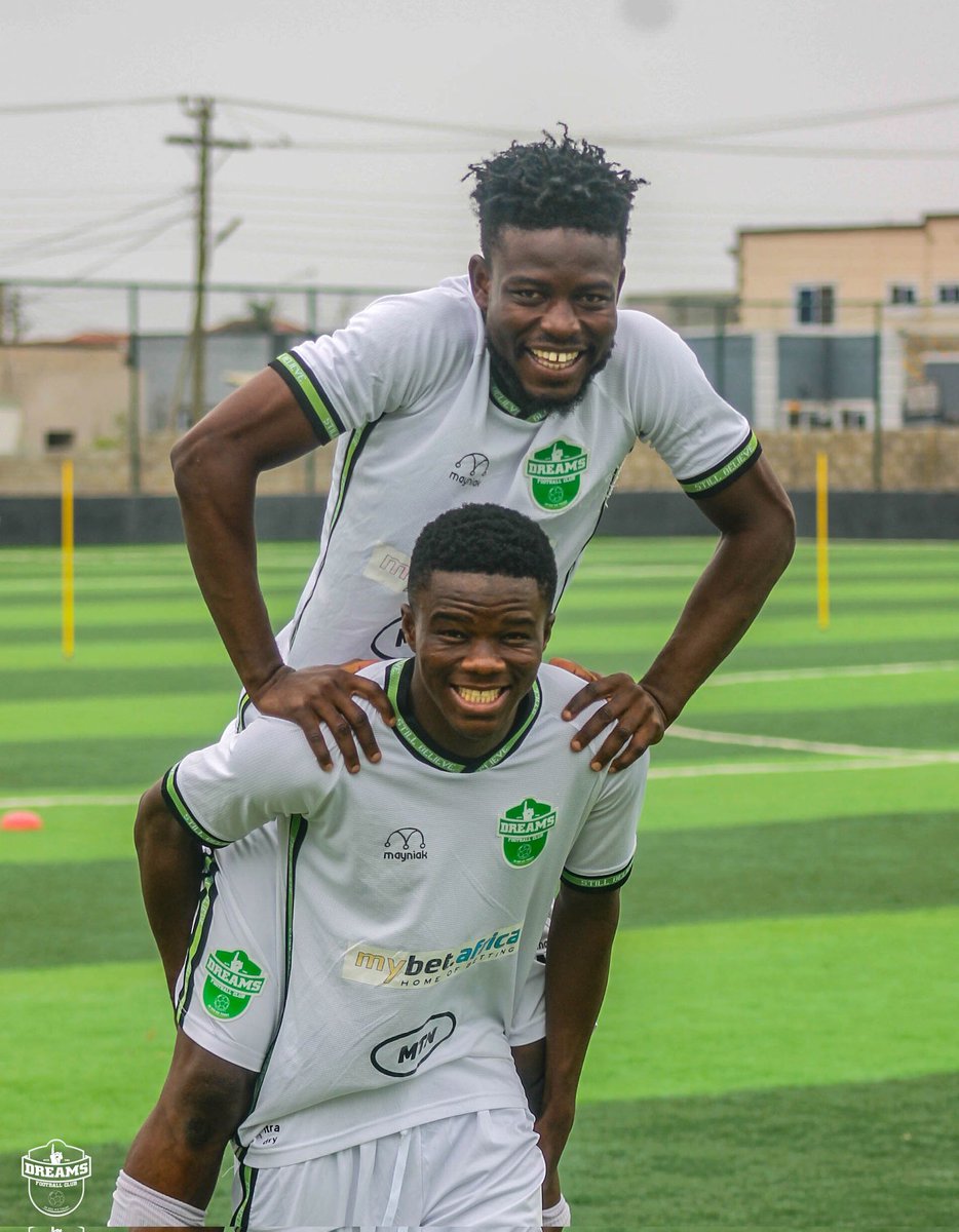 DreamsFootballC's tweet photo. 😍 | PRE-SEASON
Reporting for duty with smiles. 😍
#DFCpreseason | #IGWT https://t.co/dDqDUslV8V
