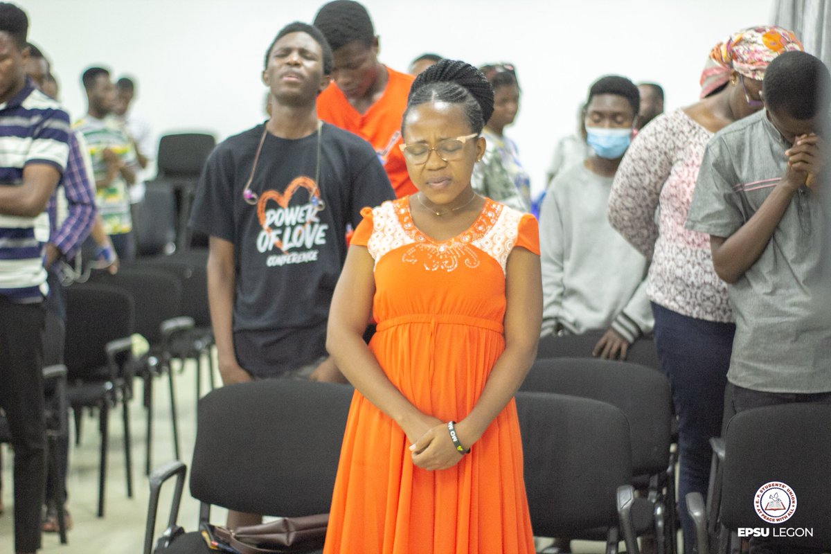 epsulegon's tweet photo. Mid-Week Service with Mr. Saviour Amewu-Wullar.

Theme: Walking In Faith As His Body.

#epsulegon #atpeacewithall #oneinchrist https://t.co/SdEY73XrCR