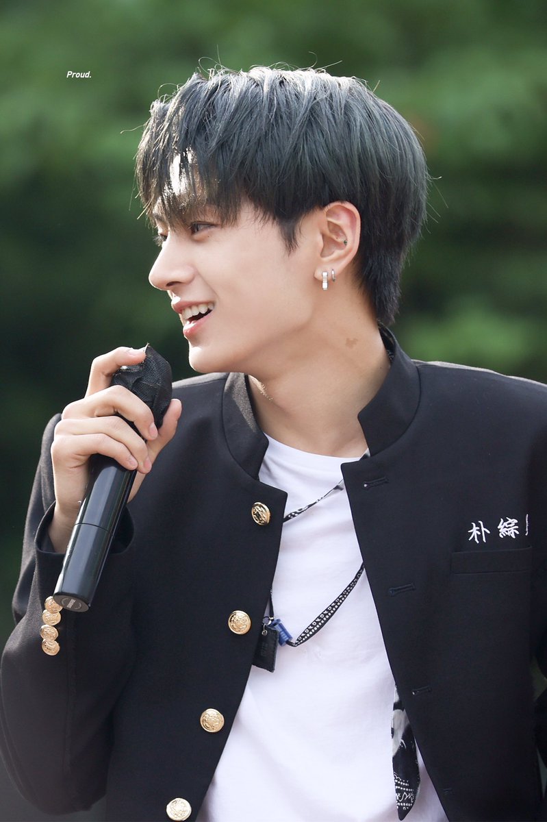 proud0420's tweet photo. 220717 미니팬미팅
#ENHYPEN #JAY #엔하이픈 #제이 https://t.co/B8taXUnZ15