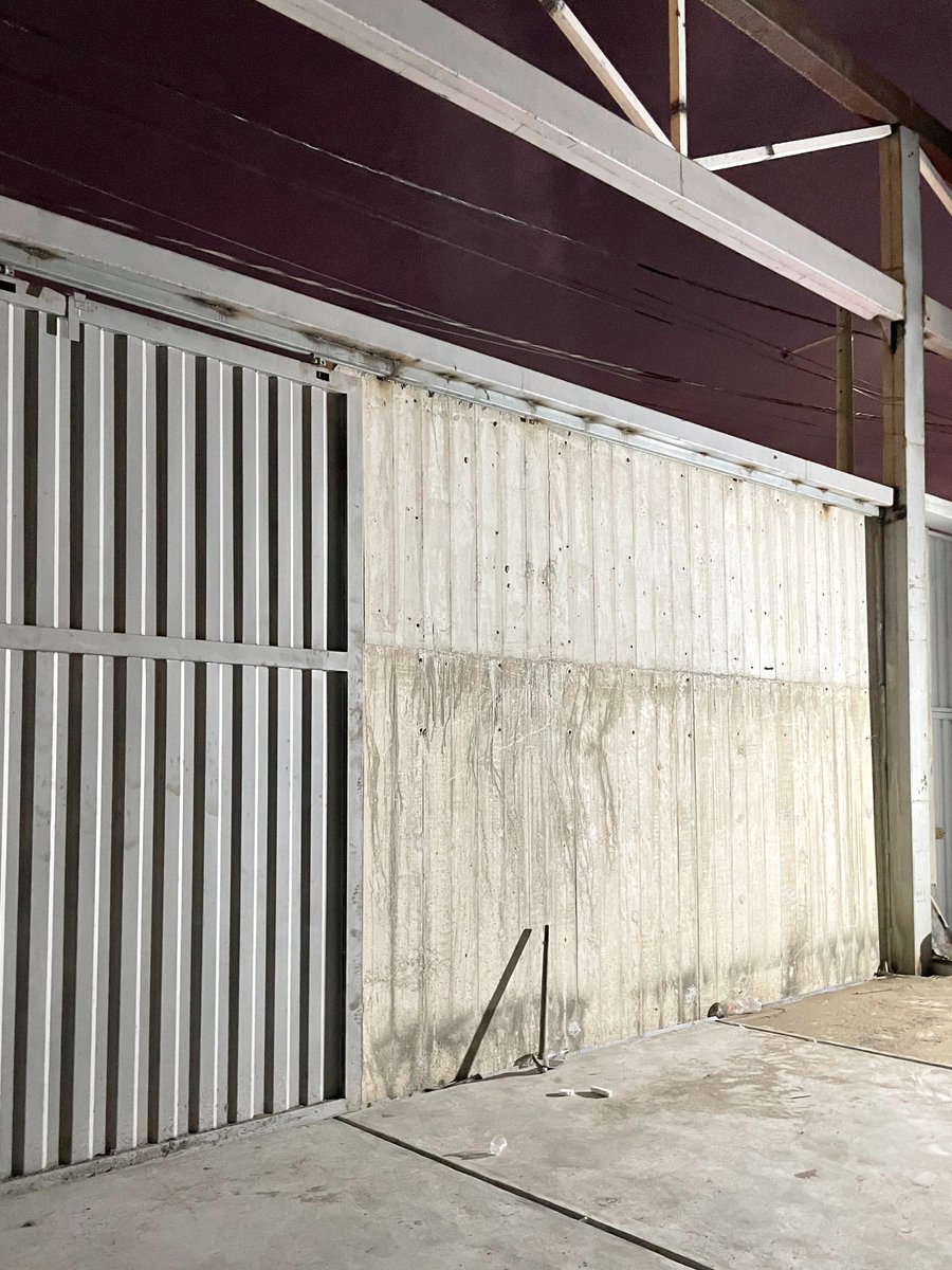 raugaltir's tweet photo. Work in progress
Monday night in #Chiclayo #Perú 
#Architectural #Warehouse #Sunset #Twilight #NoFilter #NoFilterNeed #Materials #Texture #Concrete #Metal
__
Almacén Nave Industrial, Chiclayo. https://t.co/0AcG3USqyp