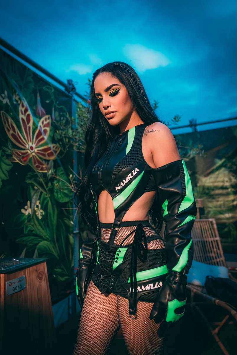 KimberlyLoaiza_'s tweet photo. Exclusiva para los de mi Twitter 💚 https://t.co/9fqtwGWNdY