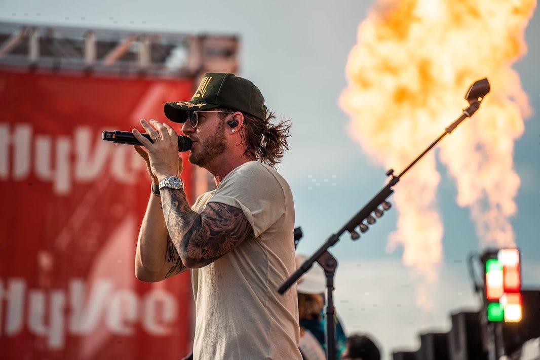 tylerhubbard tweet picture