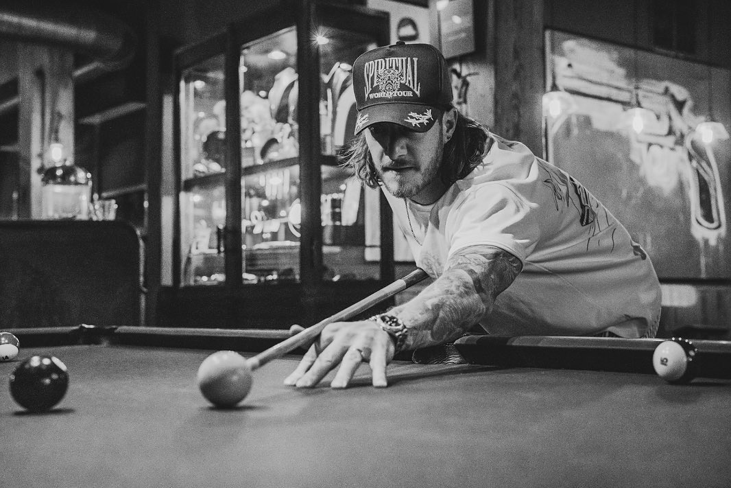 tylerhubbard tweet picture