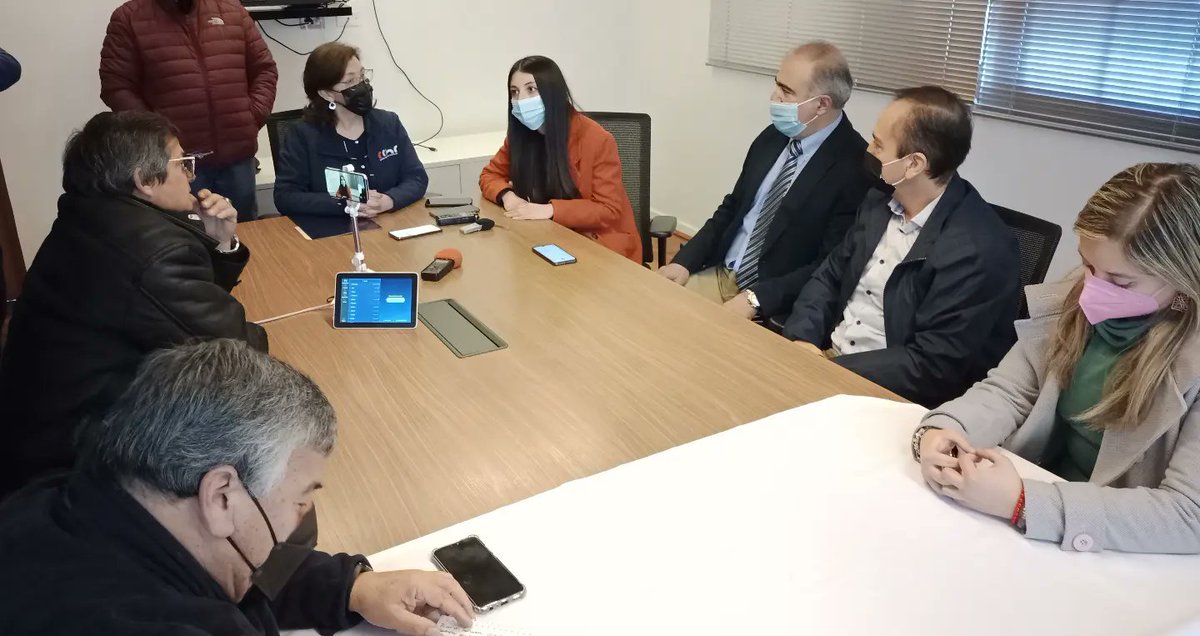 MMEG_Nuble's tweet photo. 🎤🎙️🎥Por @RadioNuble @Discusionradio @ElSembrador1047 @ChillanOnline #RadioContacto @cronicachillan_ Seremi (s) @NicolUlloaC detalló Proyecto #MujerPro de @CChCChillan👷🏻‍♀️🏗️para mejorar empleabilidad femenina afectada durante la pandemia en #Ñuble
#NuncaMásSinNosotras https://t.co/LVkK8qTLuI