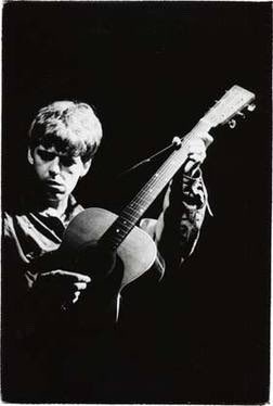 Happy birthday Lee Mavers of the amazing .1 album of gems. Beat music at its best.  