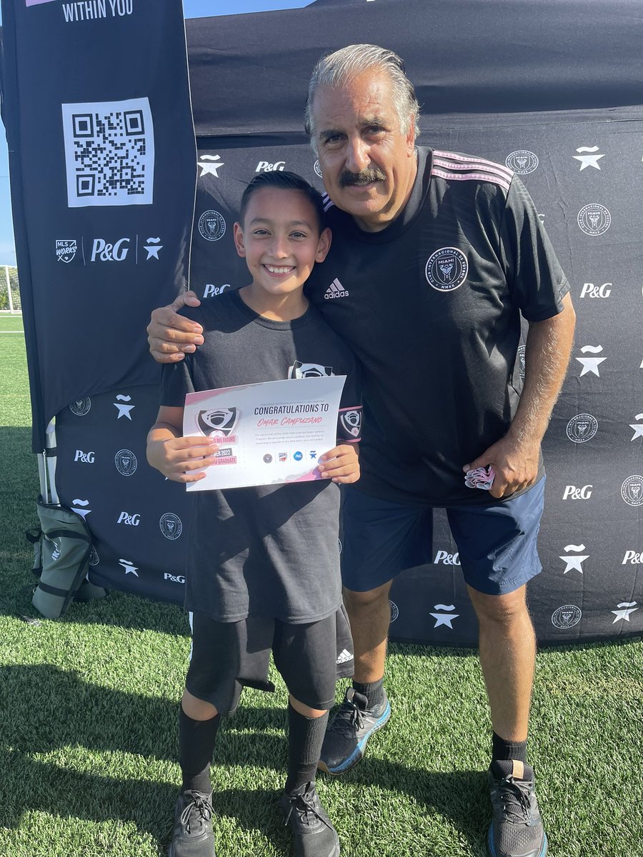 FernandoFiore's tweet photo. Un fin de semana con mucho orgullo LATINO …
El gran proyecto CAPITANES DEL FUTURO

@MiamiHispanic | @latinaswhotrade | @TheHispanicStar | @WAAH_Foundation
@ProcterGamble @InterMiamiCF https://t.co/EsEZD8CTcu