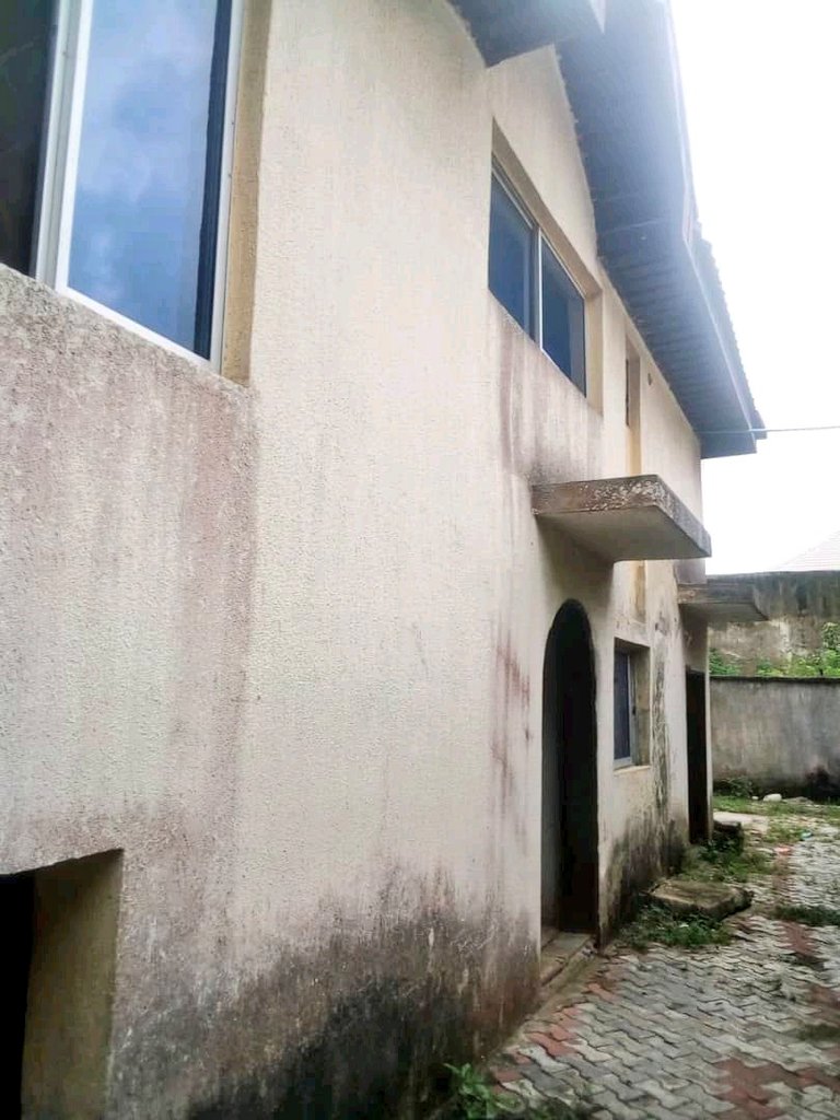 FCorealty's tweet photo. Property for sale
Description: Demolishable bungalow and a story building BQ is up for sale at Oke-Ira
Price: 20 Million Naira (Net)
Location: Oke-Ira Nla off Addo road, Ajah Lagos
Land Measurement: 673.435sqm
Call/WhatsApp: +2348185808798
#propertyforsale #demolishablebungalow https://t.co/Va97s9Gdmo