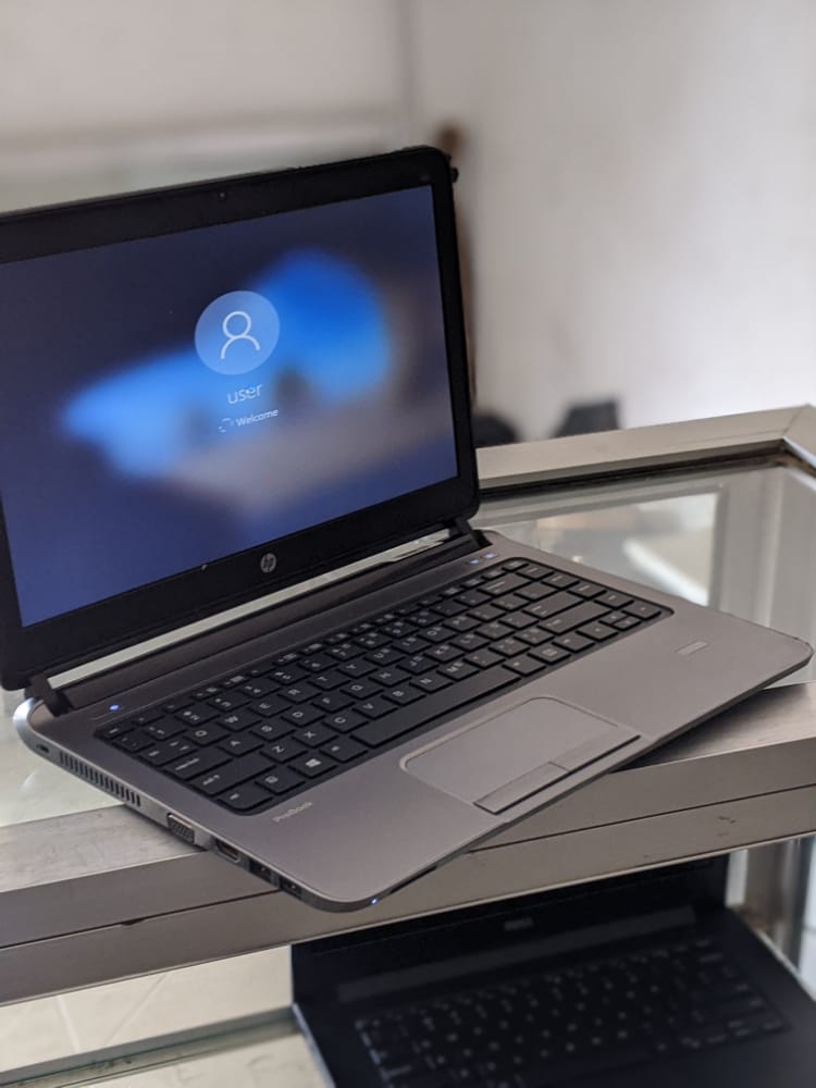 HolarbrainzTech's tweet photo. #Ukuse //Hp Elitebook 840 G2.//
Intel Core i5/ 5th Gen/2.20ghz/
HDD 500g, RAM 4g/ Fingerprint / keyboard light/slim/13 Inches/ Bluetooth and Webcam/ original Charger/ 1 g Graphics card.
//Price: 180k//
📍Minna, Niger state.
WhatsApp number: 08163972120
Call: 08163668672 https://t.co/xC4I4FlAoq