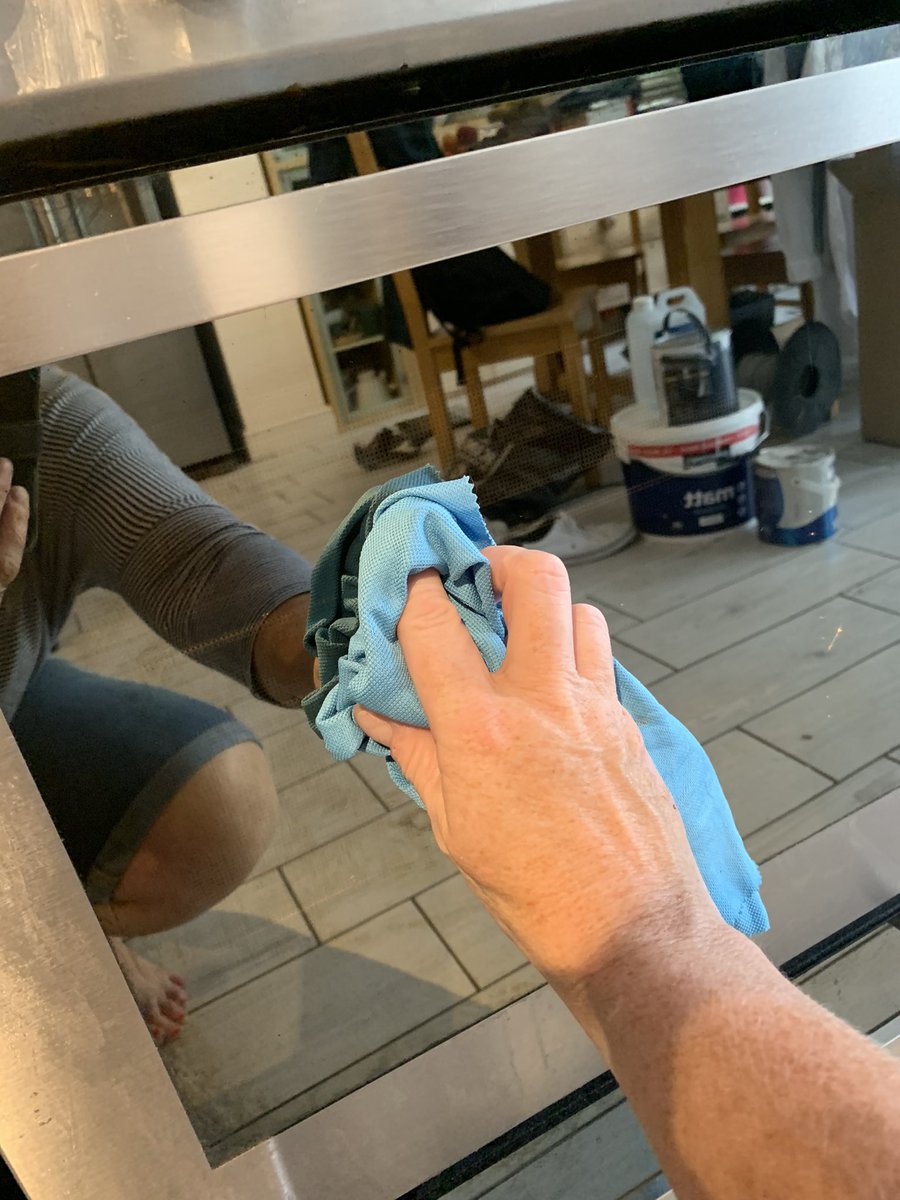TashaLaming's tweet photo. Deffo built up a sweat dusting and polishing! #AHPsActive #AllMovementCounts https://t.co/htQ4ZvMqt4