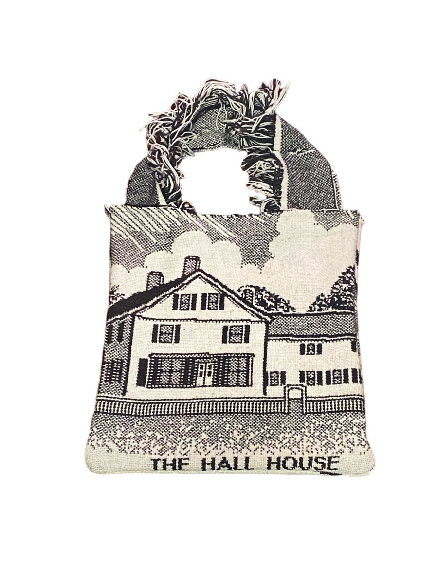 Atheking_'s tweet image. looking for someone to send these bags too for a photoshoot like and rt to help me find someone