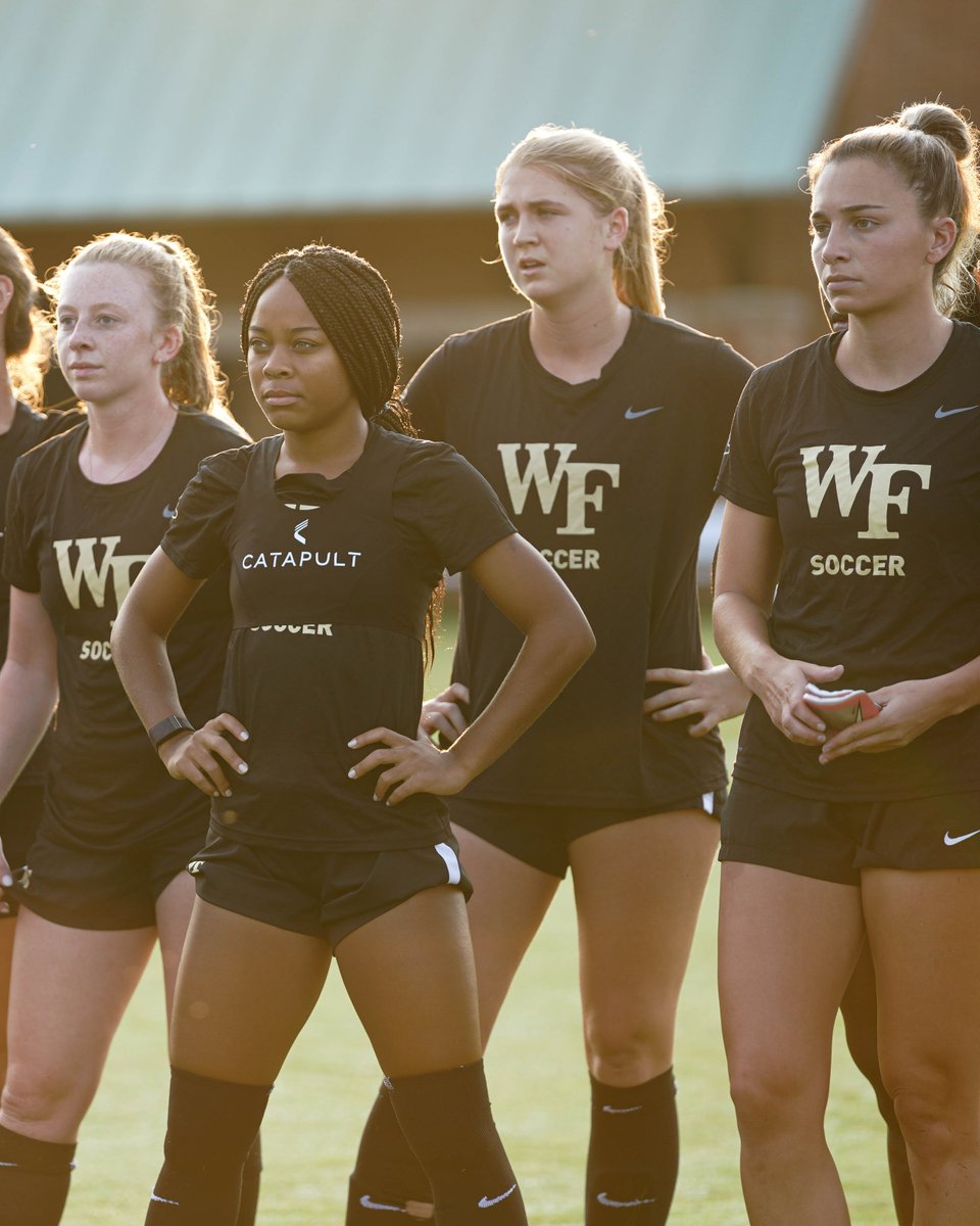 WakeWSoccer's tweet photo. First practice in the 📚

Great to be back at it! 🎩 https://t.co/JaV0fjWxwV