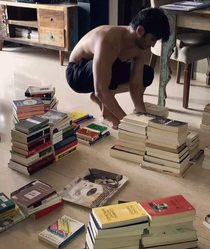 AMKR17612430's tweet photo. I used to keep milk🥛on top of 📚s.
One day,Grandpa said:
"Books r 2 b respected,bacha🙁"

I carelessly replied:"It's OK,Grandpa🤷My intention was nvr to disrespect."

Exactly dat nyt @withoutthemind di RTd this!
||My 2 decades'habit changed that day🙂||
💥
Sushant Love For Books https://t.co/TnRJLjbqdk
